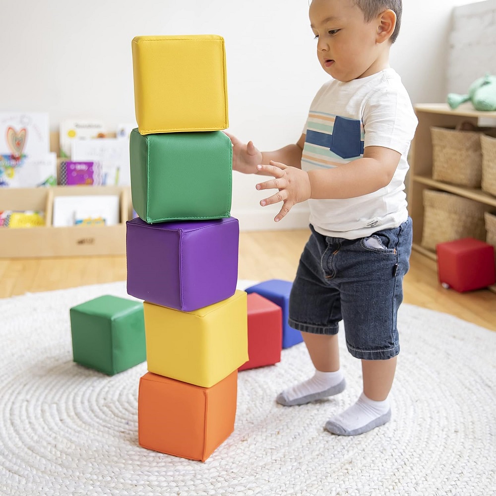 dinopt-stacking-blocks