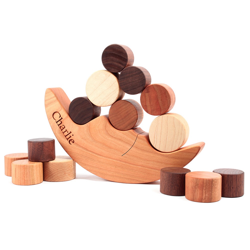 smiling-moon-balancer-personalized-wood-toy-for-kids-Smiling-Tree-Toys